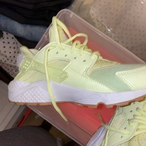 Huaraches Nike lime green